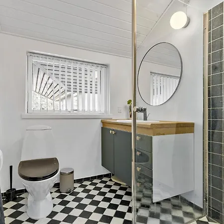3 Bedroom Beautiful In Hébergement de vacances